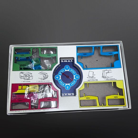 Vintage 1975 S.W.A.T. Board Game COMPLETE - Picture 2 of 8